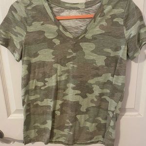 Camo V-neck T-shirt
